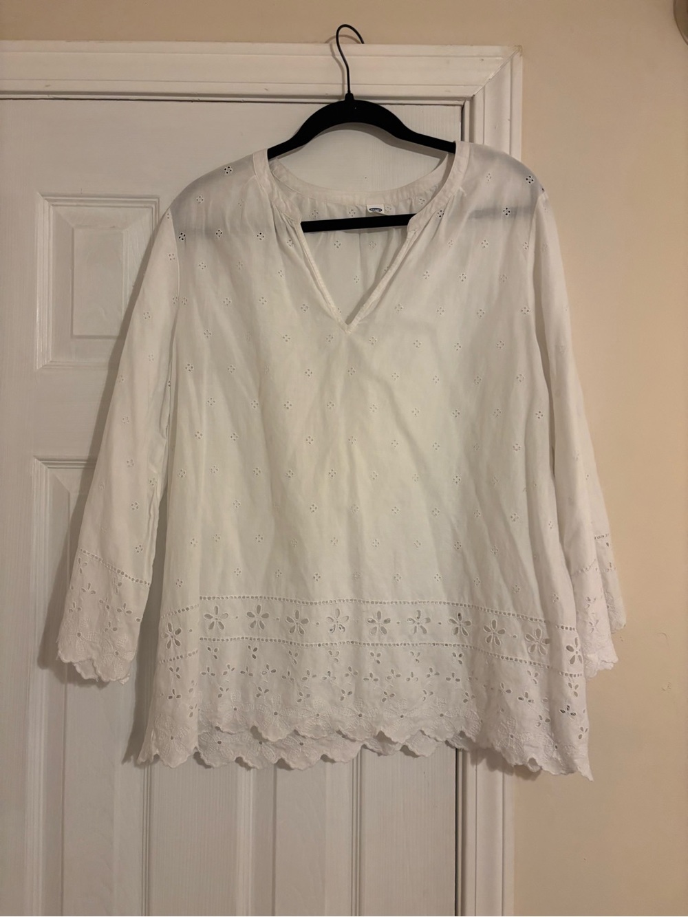 Old Navy White Eyelet Blouse